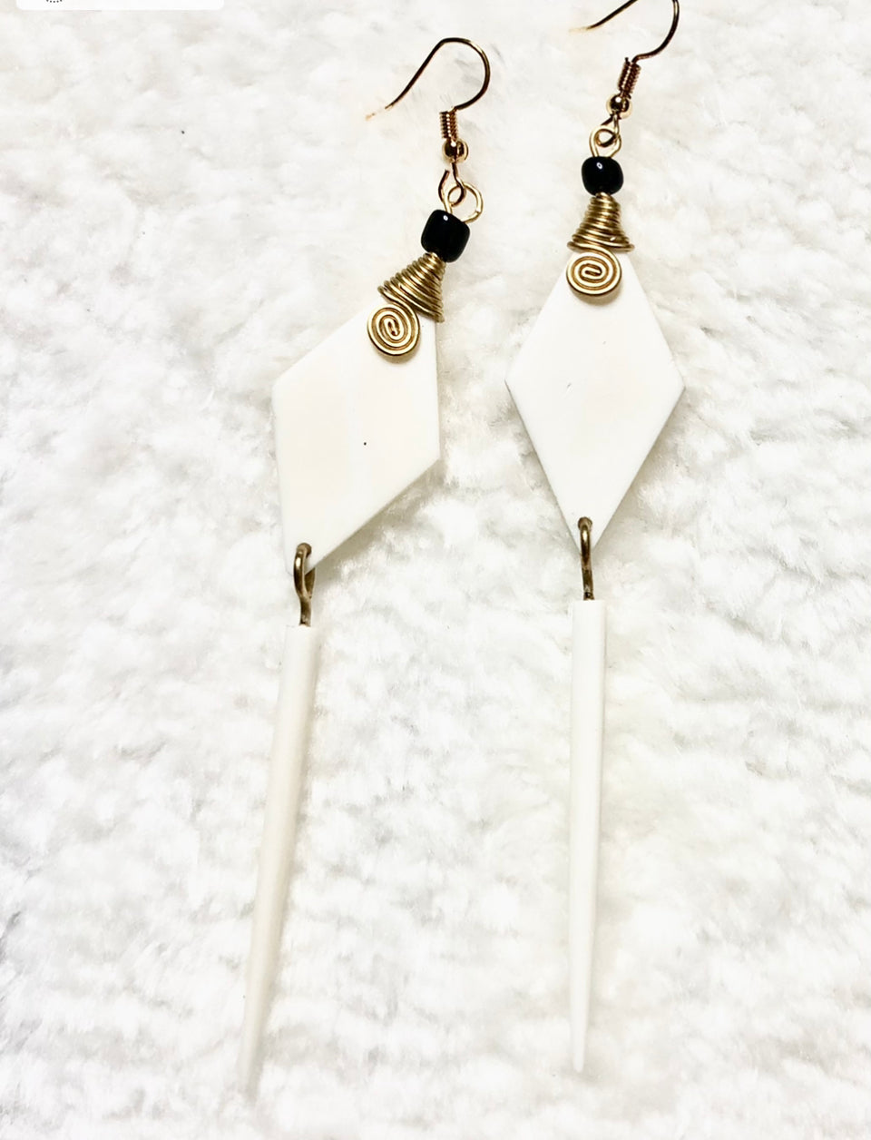 "Oblong Shaped" Earrings (Beige)